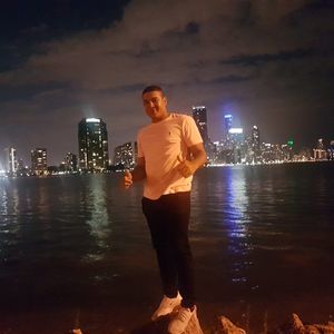 Meet your Posher, Jeison